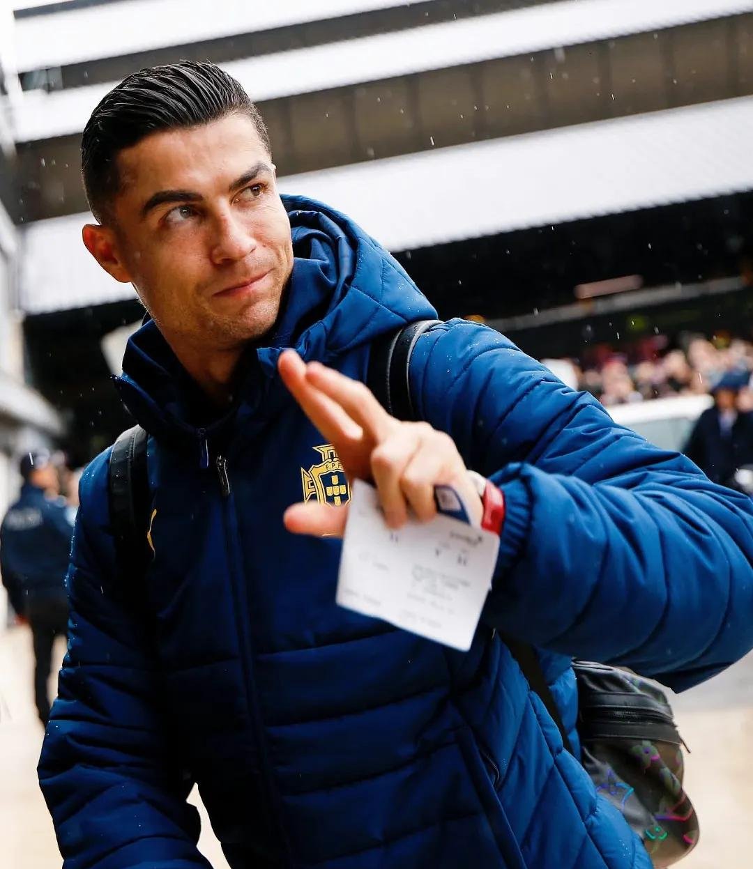 开云电竞 -曼城葡萄牙体育集锦