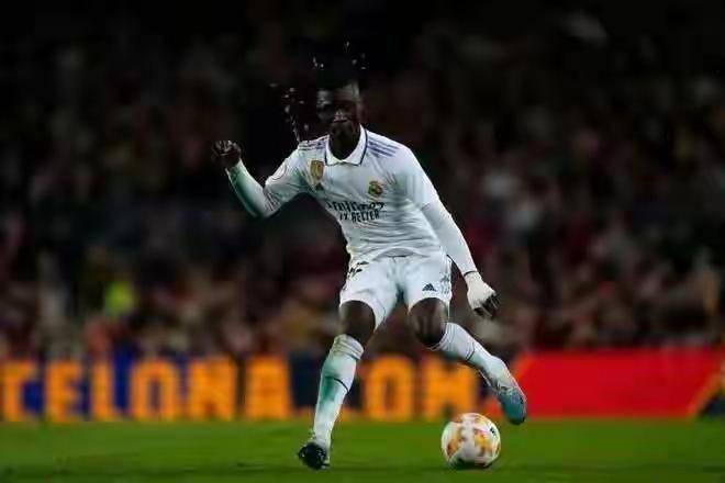 开云娱乐 -德甲赛程吃紧，深圳男篮冲刺阶段完成体检，球迷炸锅，医务组通报恢复(cba季后赛12进8g1深圳马可波罗vs北京控股)