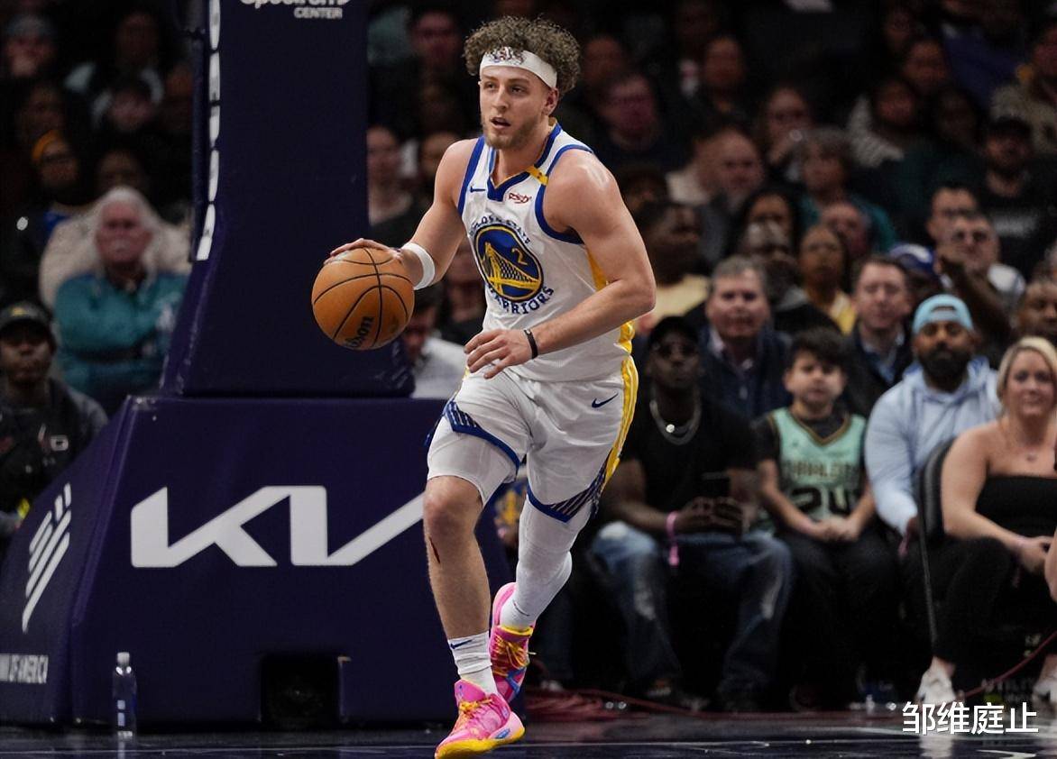 kaiyun.com -里程碑夜！波特兰开拓者远射贴柱，NBA常规赛集结日刷纪录，气氛紧张，控场能力受关注的简单介绍